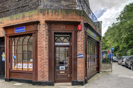 Thackerays Office
